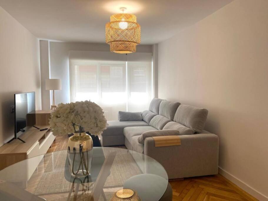 Centro Gijon Cabrales 31 Διαμέρισμα Εξωτερικό φωτογραφία