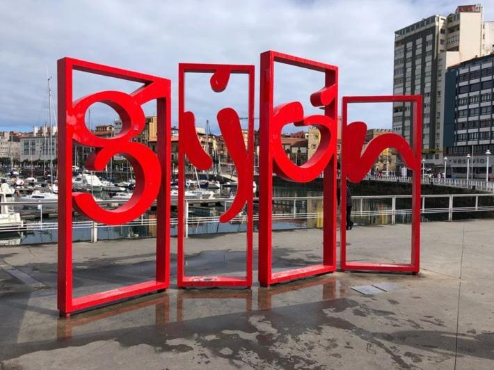 Centro Gijon Cabrales 31 Διαμέρισμα Εξωτερικό φωτογραφία